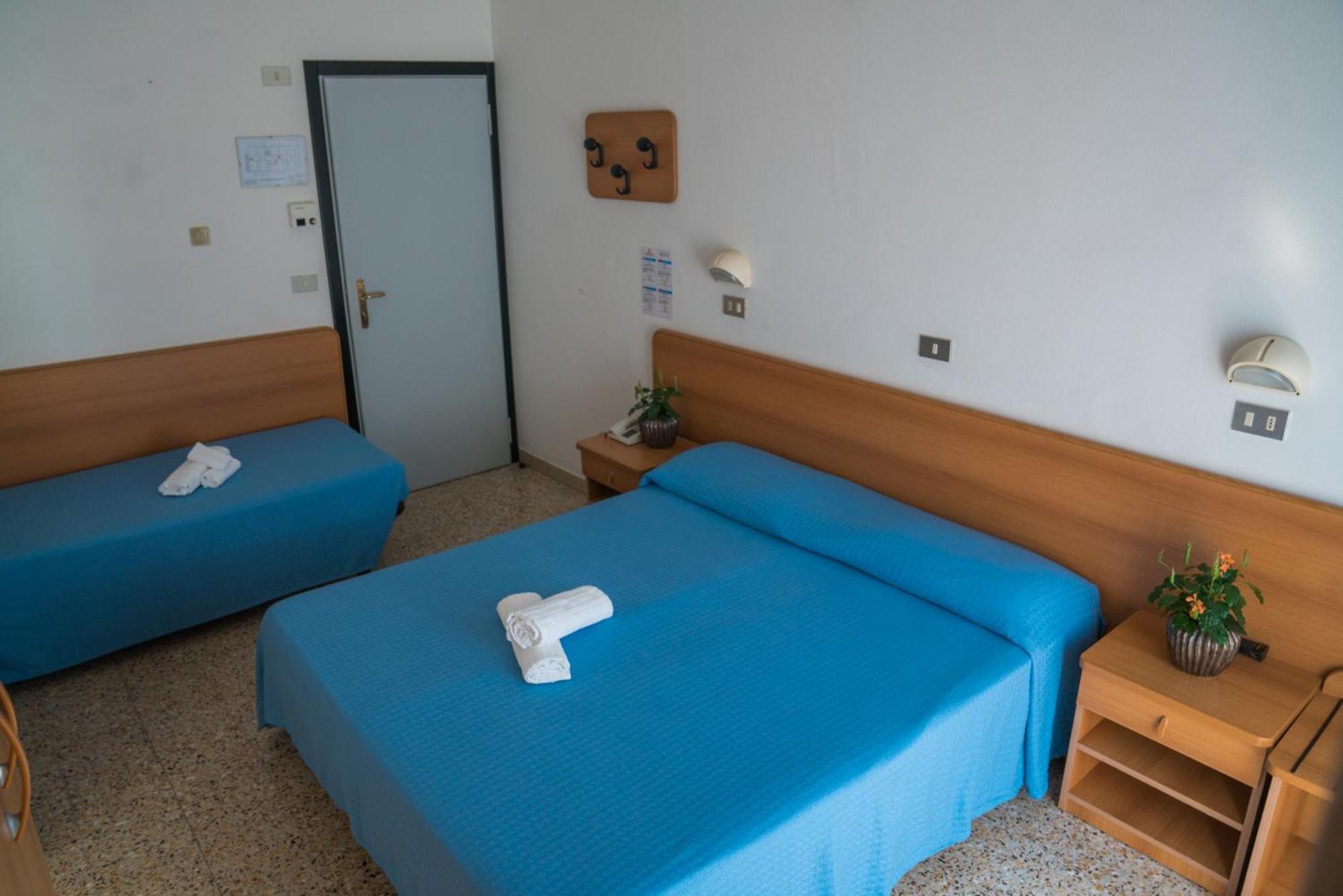 Hotel Singapore Milano Marittima Eksteriør billede